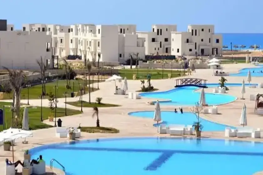 تعرف علي افضل قرى الساحل الشمالي القديم تفاصيل وأسعار 2025 أفضل قرى الساحل الشمالي